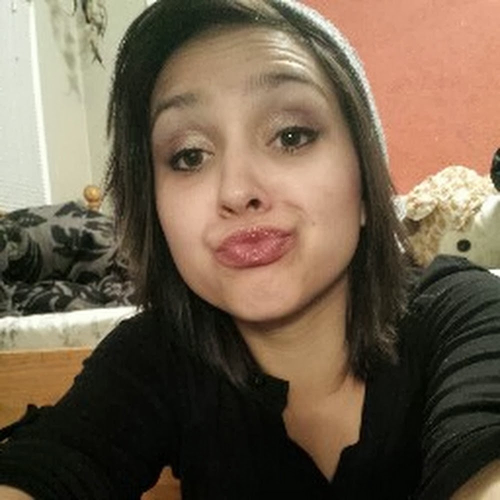 Meet your Posher, Allyson